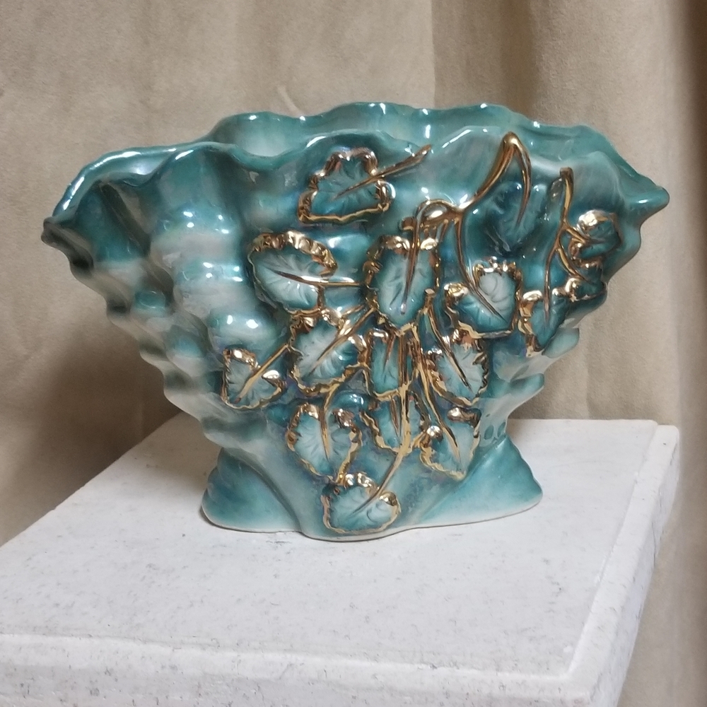 Vintage vase NORCREST Reg.US Pat. Off